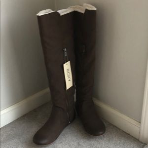 Roxy Shawnee brown boots